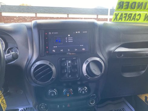 Used 2015 Jeep Wrangler Unlimited Sport w/ Quick Order Package 24S image 13