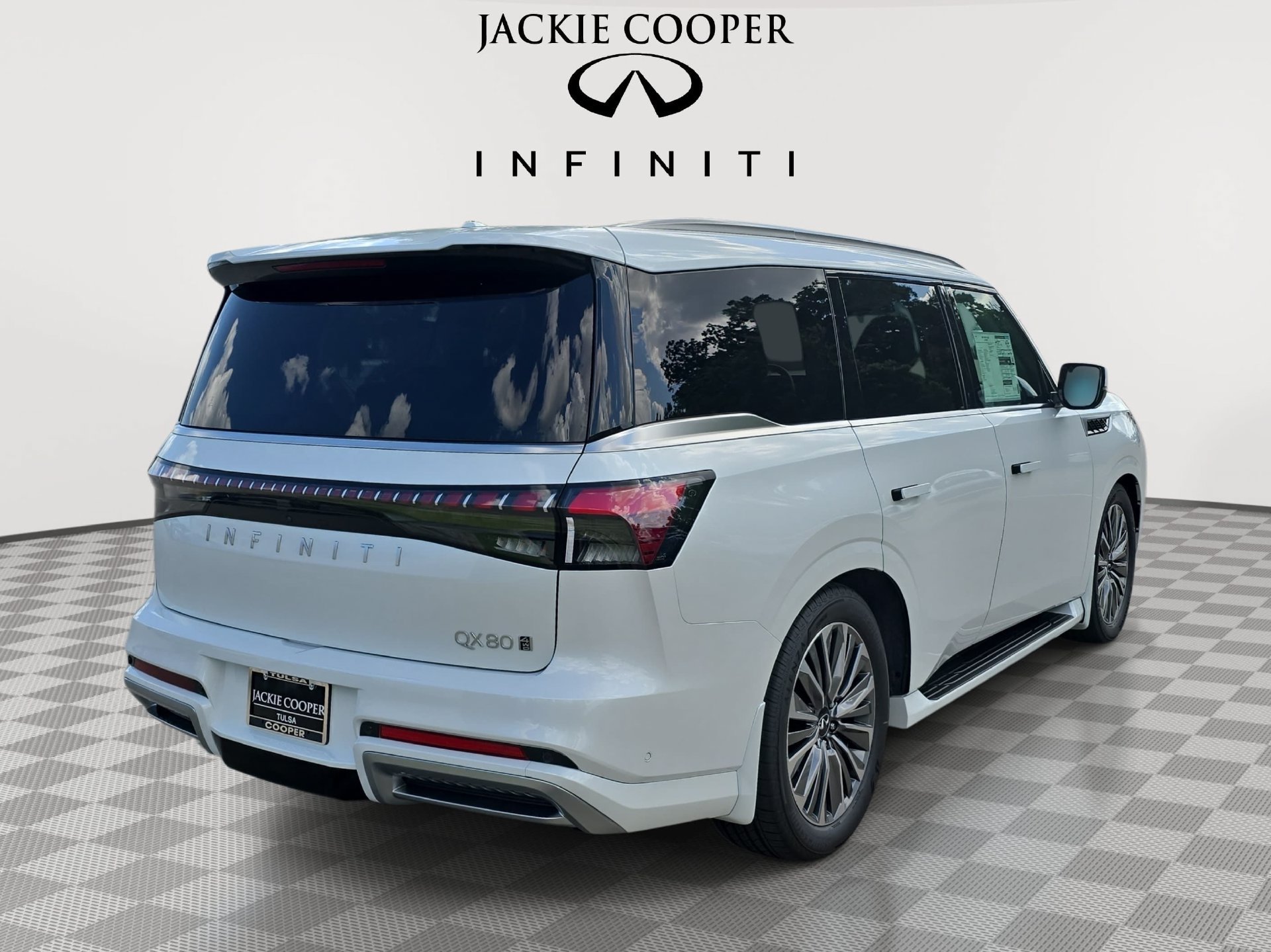 New 2027 INFINITI QX80 Luxe w/ Cargo Package AWD/4WD image 5