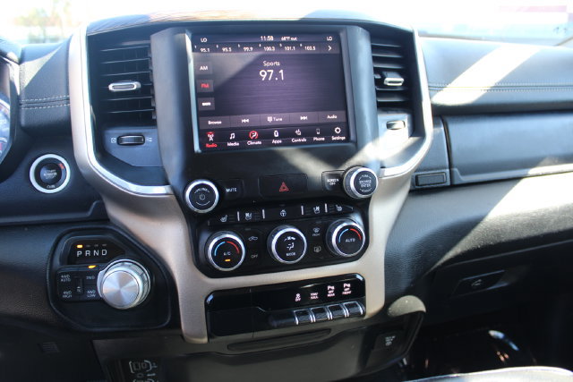 Used 2019 RAM 1500 Laramie AWD/4WD image 21