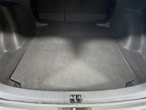 Used 2021 Toyota Corolla LE image 23