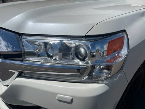 Used 2017 Toyota Land Cruiser AWD/4WD image 10