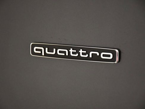 Used 2025 Audi Q5 Premium Plus w/ Premium Plus image 10