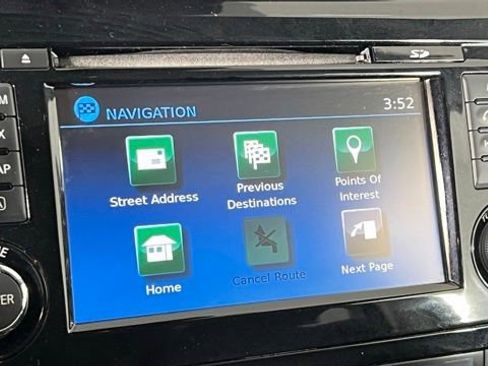 Used 2017 Nissan Rogue Sport SL w/ SL Premium Package image 30