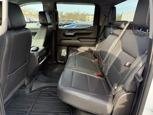 Used 2023 GMC Sierra 1500 SLT w/ SLT Premium Package image 17