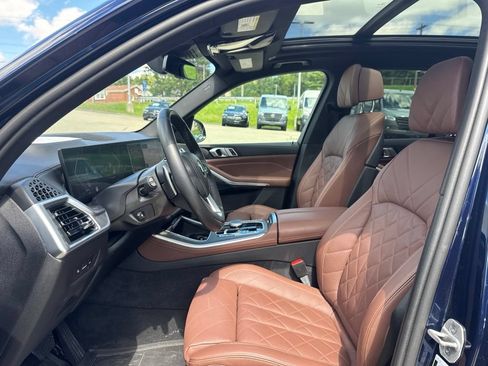 Used 2025 BMW X5 xDrive40i AWD/4WD image 12