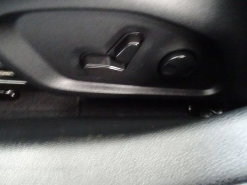 Certified 2023 Jeep Compass High Altitude w/ Driver Assist Group I AWD/4WD image 3