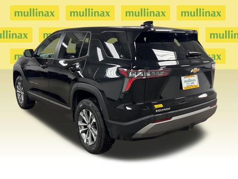 Used 2026 Chevrolet Equinox LT FWD image 15