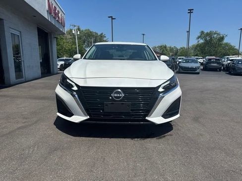 Used 2023 Nissan Altima 2.5 SL AWD/4WD image 7