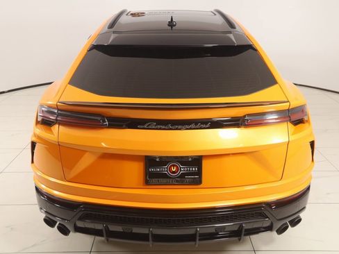 Used 2021 Lamborghini Urus image 75