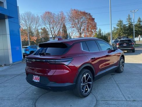 New 2026 Chevrolet Equinox EV LT image 6