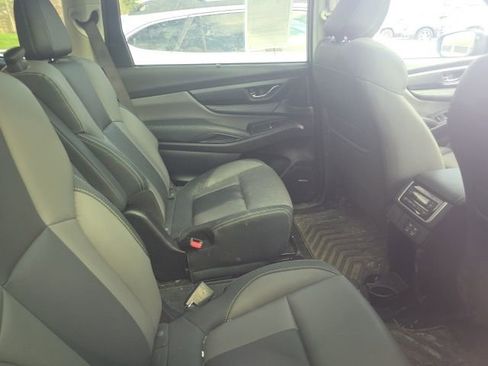 Used 2023 Subaru Ascent Onyx Edition Limited image 4