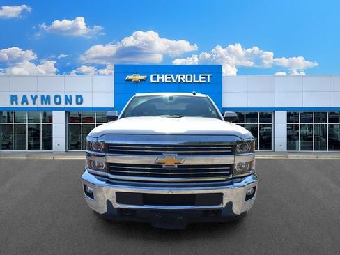 Used 2015 Chevrolet Silverado 2500 LT w/ LT Convenience Package AWD/4WD image 8