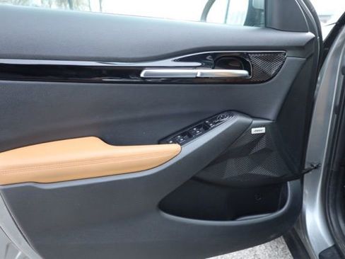 Certified 2024 Kia Seltos SX w/ SX Sunroof Package image 24