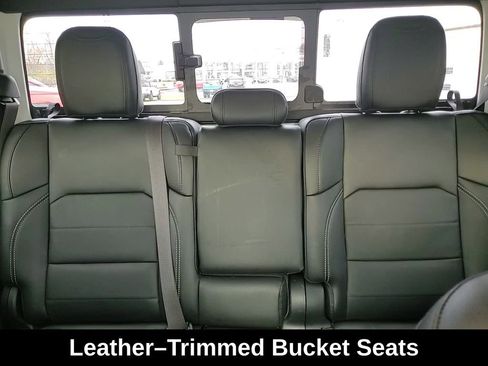 Used 2021 Jeep Gladiator Overland w/ Popular Equipment Package image 23