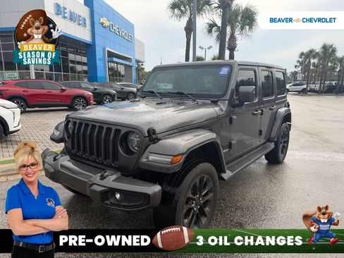 Used 2021 Jeep Wrangler Unlimited Sahara AWD/4WD image 1