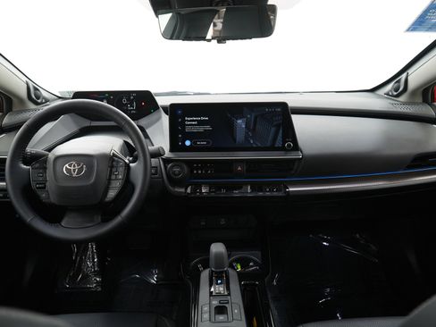 Used 2024 Toyota Prius Limited image 17