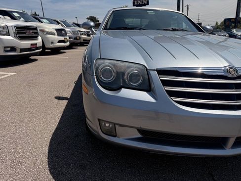 Used 2005 Chrysler Crossfire Limited RWD image 12
