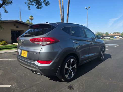 Used 2016 Hyundai Tucson Limited w/ Option Group 03 FWD image 9