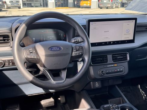Used 2025 Ford Maverick XL image 28