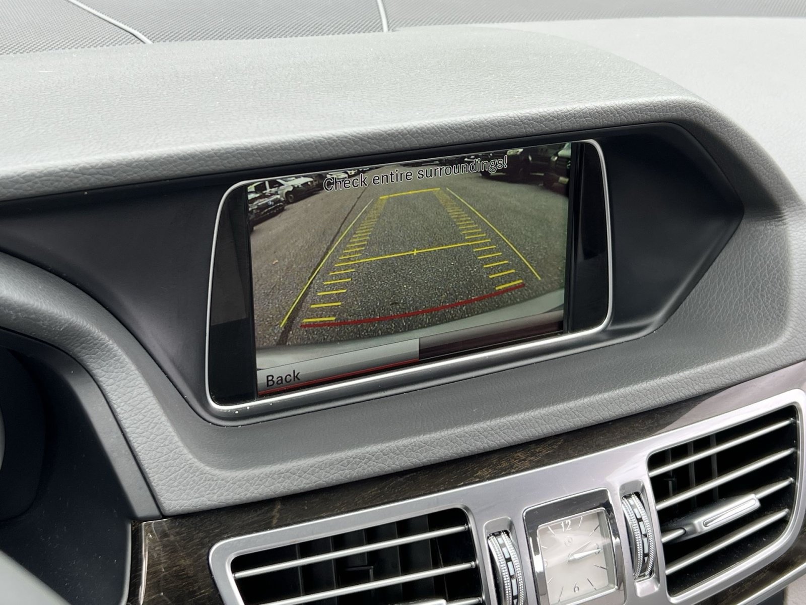 Used 2015 Mercedes-Benz E 350 4MATIC Sedan image 24