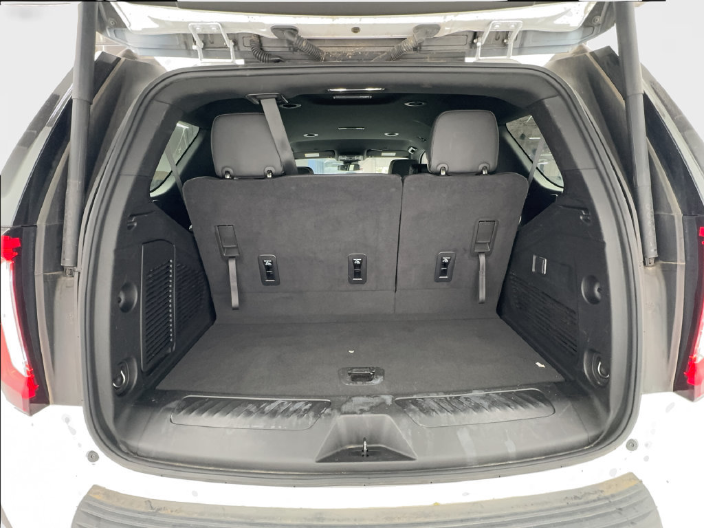 Used 2024 GMC Yukon SLT RWD image 18