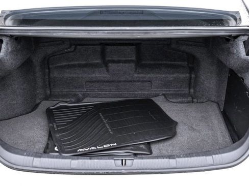 Used 2015 Toyota Avalon XLE Touring image 22