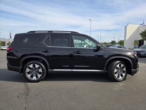 New 2026 Honda Pilot Elite image 3