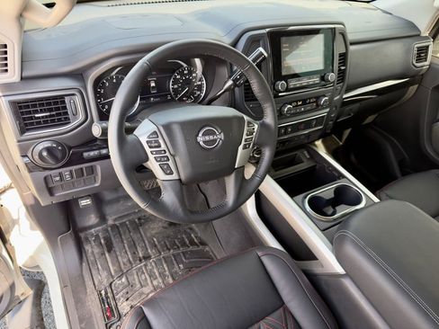 Used 2023 Nissan Titan SV w/ SV Convenience Package AWD/4WD image 20