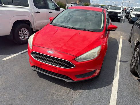 Used 2016 Ford Focus SE FWD image 5
