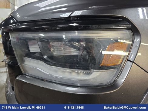 Used 2021 RAM 1500 Laramie image 30