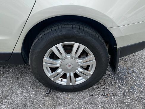 Used 2013 Cadillac SRX Luxury image 10