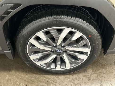 Certified 2025 Subaru Forester Touring AWD/4WD image 5
