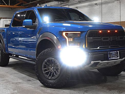 Used 2019 Ford F150 Raptor w/ Equipment Group 802A Luxury AWD/4WD image 2