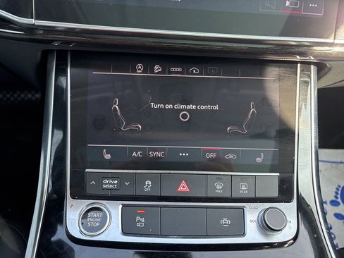 Used 2024 Audi Q7 3.0T Premium Plus image 19