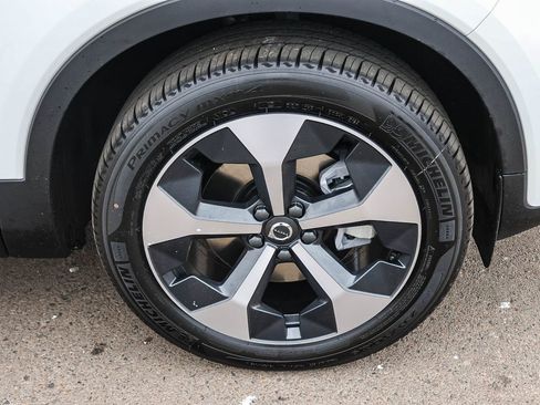 New 2026 Volvo XC40 B4 Core w/ Climate Package image 14