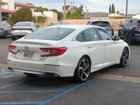 Used 2019 Honda Accord Sport image 6