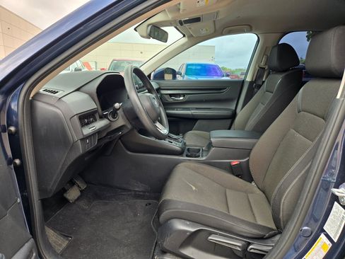 Used 2023 Honda CR-V LX image 6