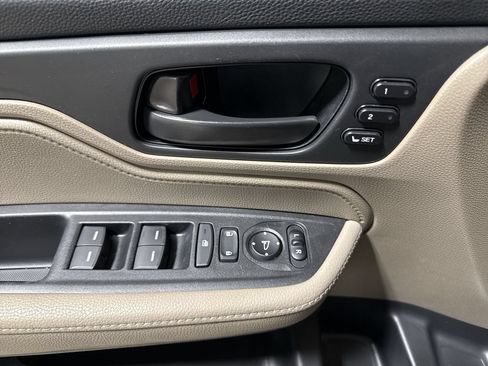Used 2018 Honda Odyssey EX-L image 21