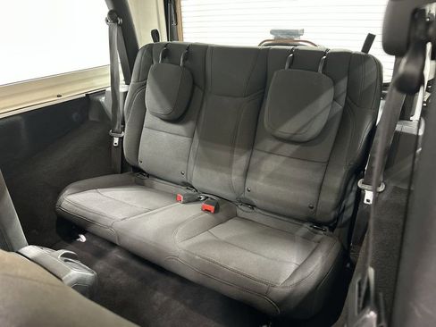Used 2023 Jeep Wrangler Sport AWD/4WD image 19