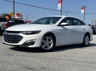 Used 2024 Chevrolet Malibu LT image 1