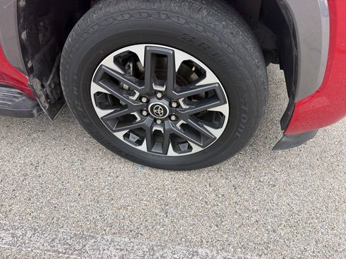 Used 2024 Toyota Sequoia Limited AWD/4WD image 15