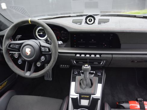 Used 2024 Porsche 911 GT3 RS image 12