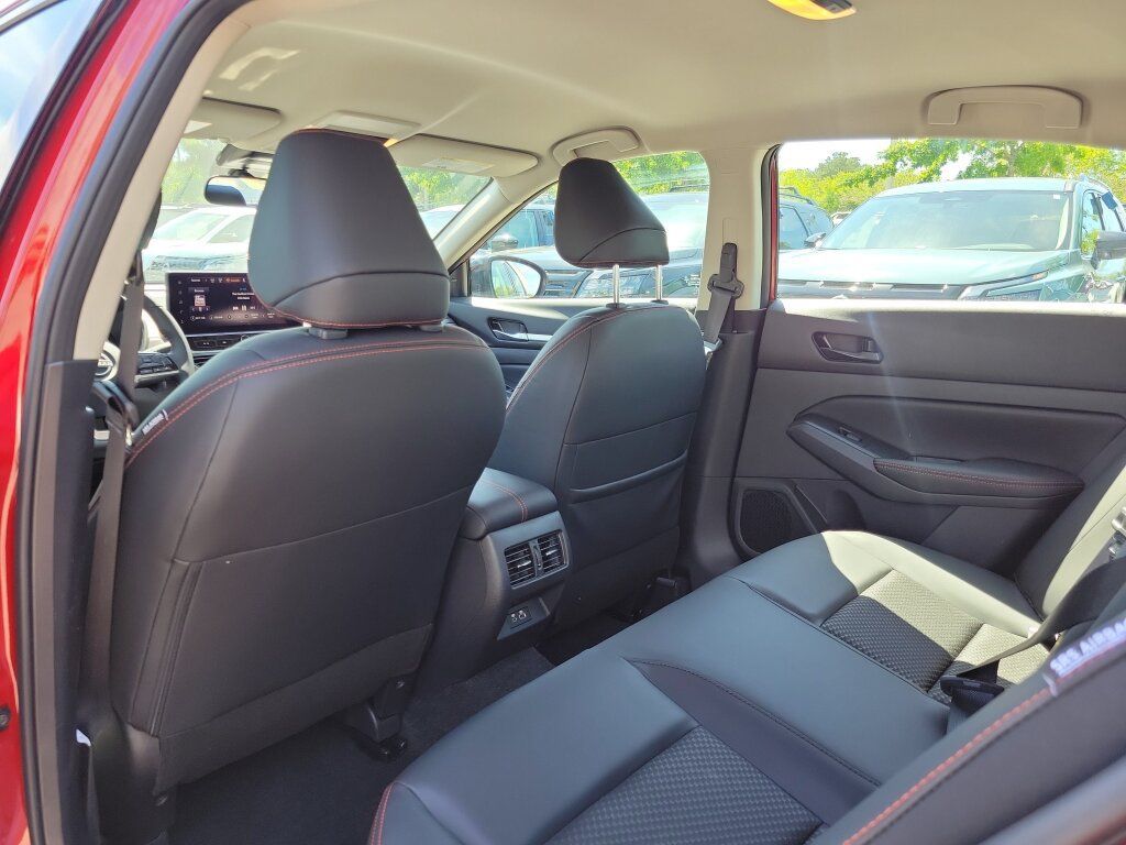 New 2026 Nissan Altima 2.5 SR FWD image 13