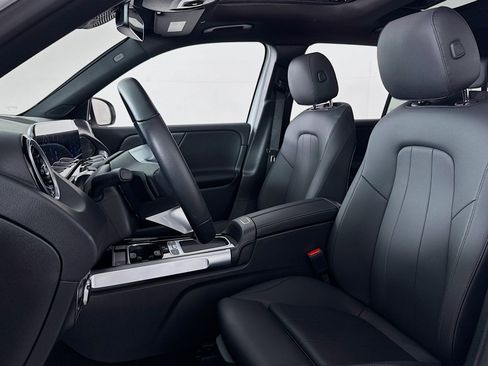 Certified 2026 Mercedes-Benz GLB 250 image 18