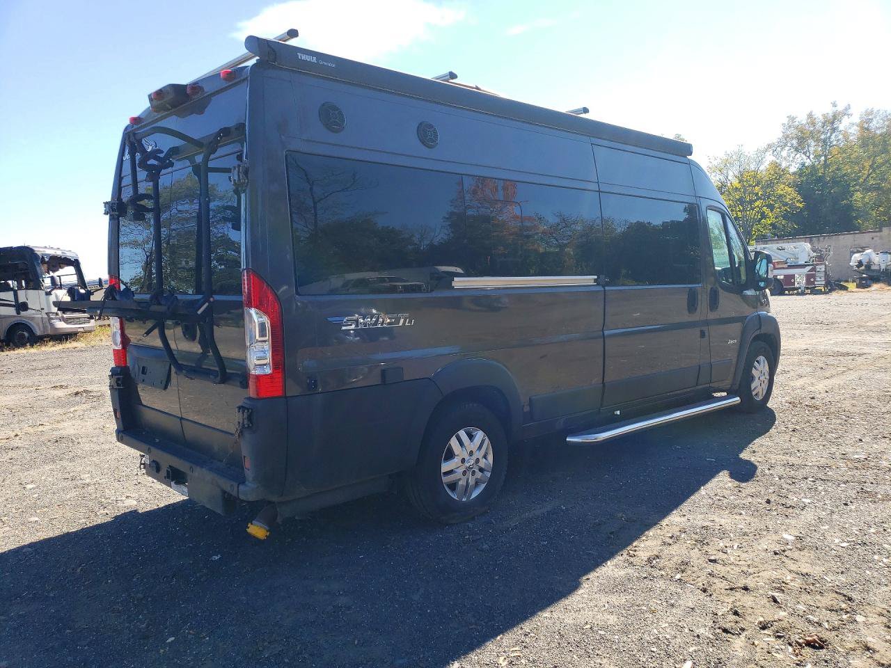 Used 2021 RAM ProMaster 3500 w/ Convenience Group FWD image 3