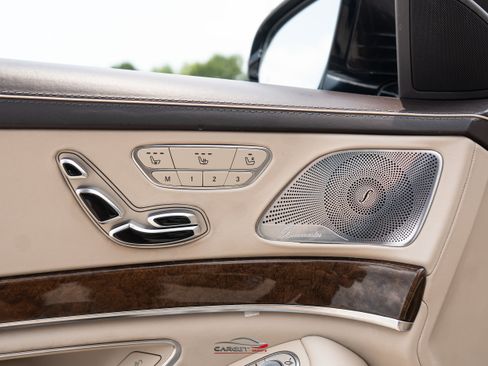 Used 2015 Mercedes-Benz S 550 4MATIC Sedan image 39