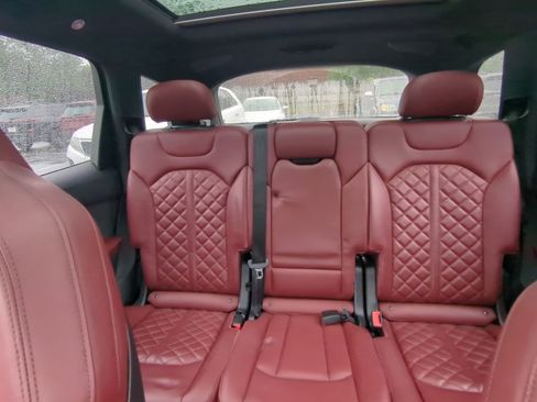Used 2021 Audi SQ7 Premium Plus AWD/4WD image 20