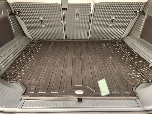 Used 2026 Land Rover Defender 110 S image 22