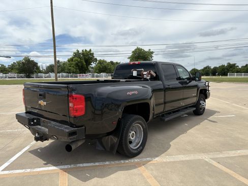 Used 2016 Chevrolet Silverado 3500 W/T w/ WT Convenience Package AWD/4WD image 4