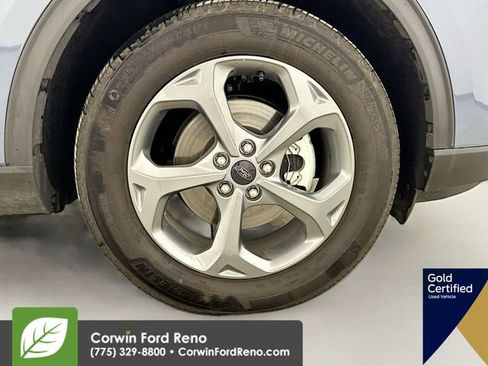 Certified 2025 Ford Escape ST-Line Select image 32